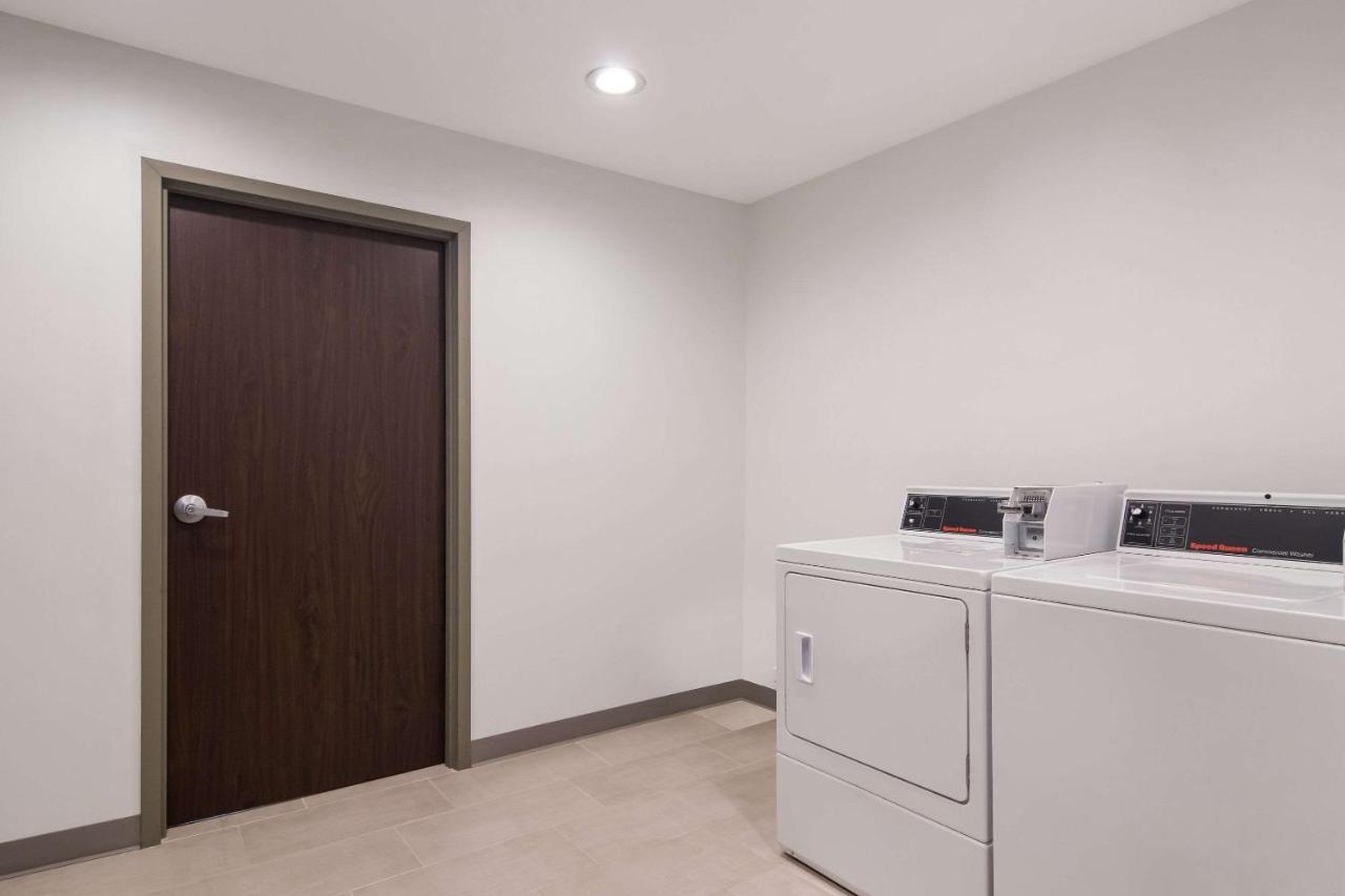 Mainstay Suites Clarion, Pa Near I-80 Екстериор снимка